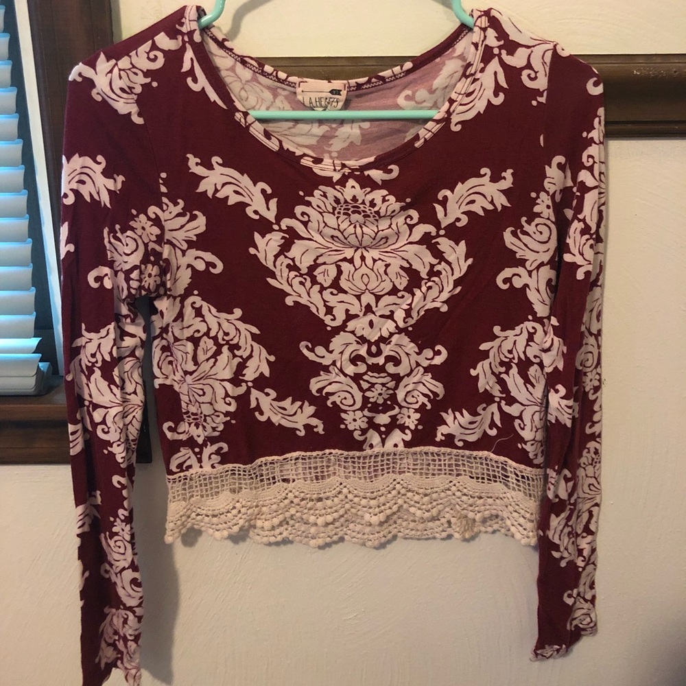 Floral shirt with lace trim